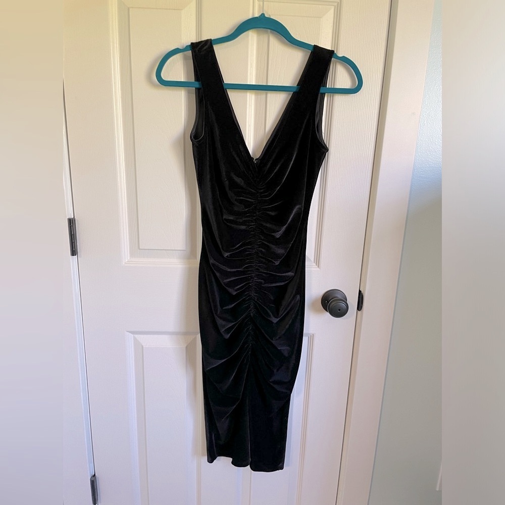 NWT Bettie Page Pinup Velvet Wiggle Black Dress